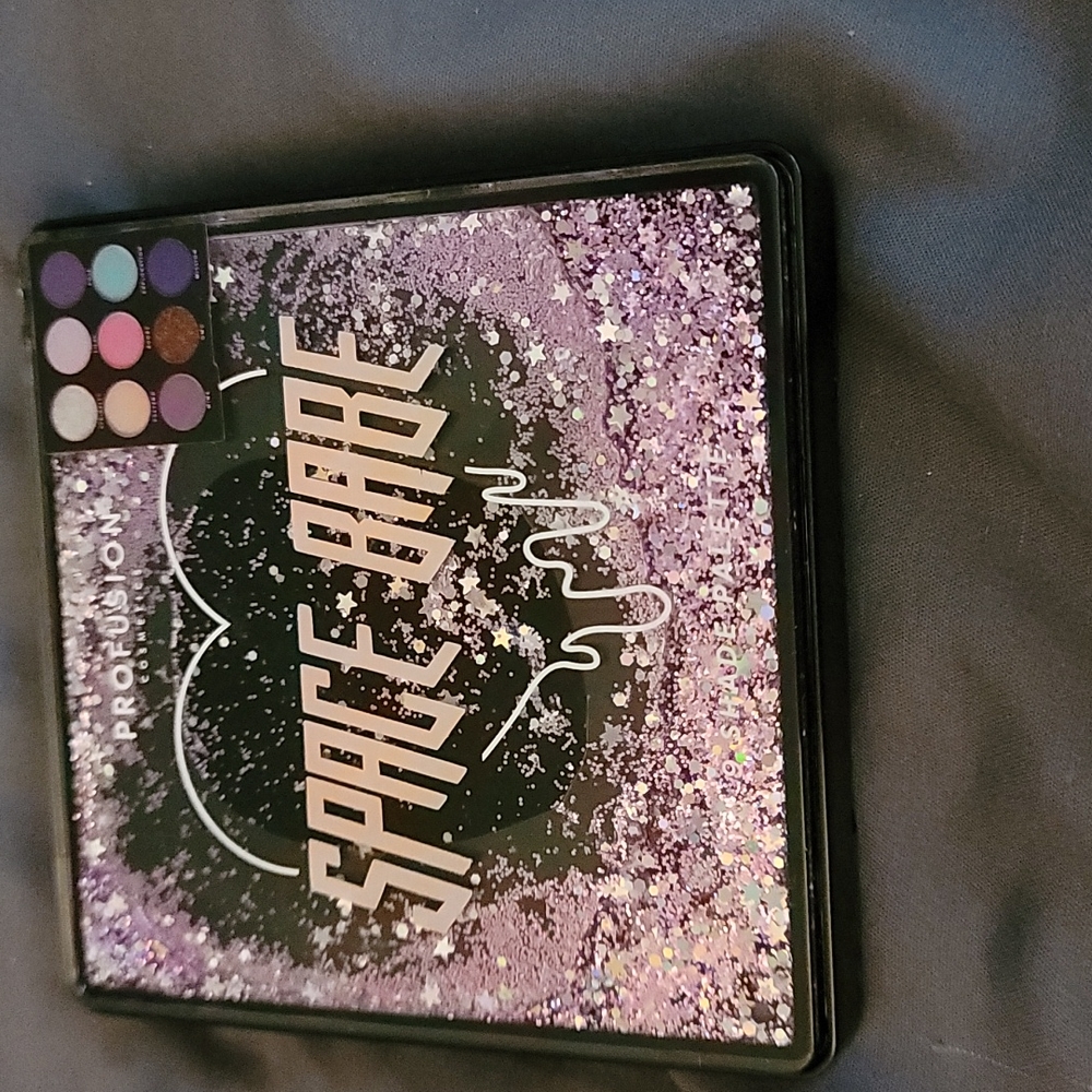 Profusion Space Babe palette